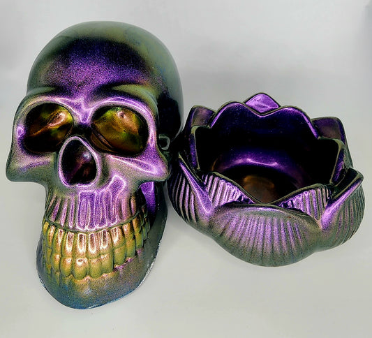 Iridescent skull with jewelry holder