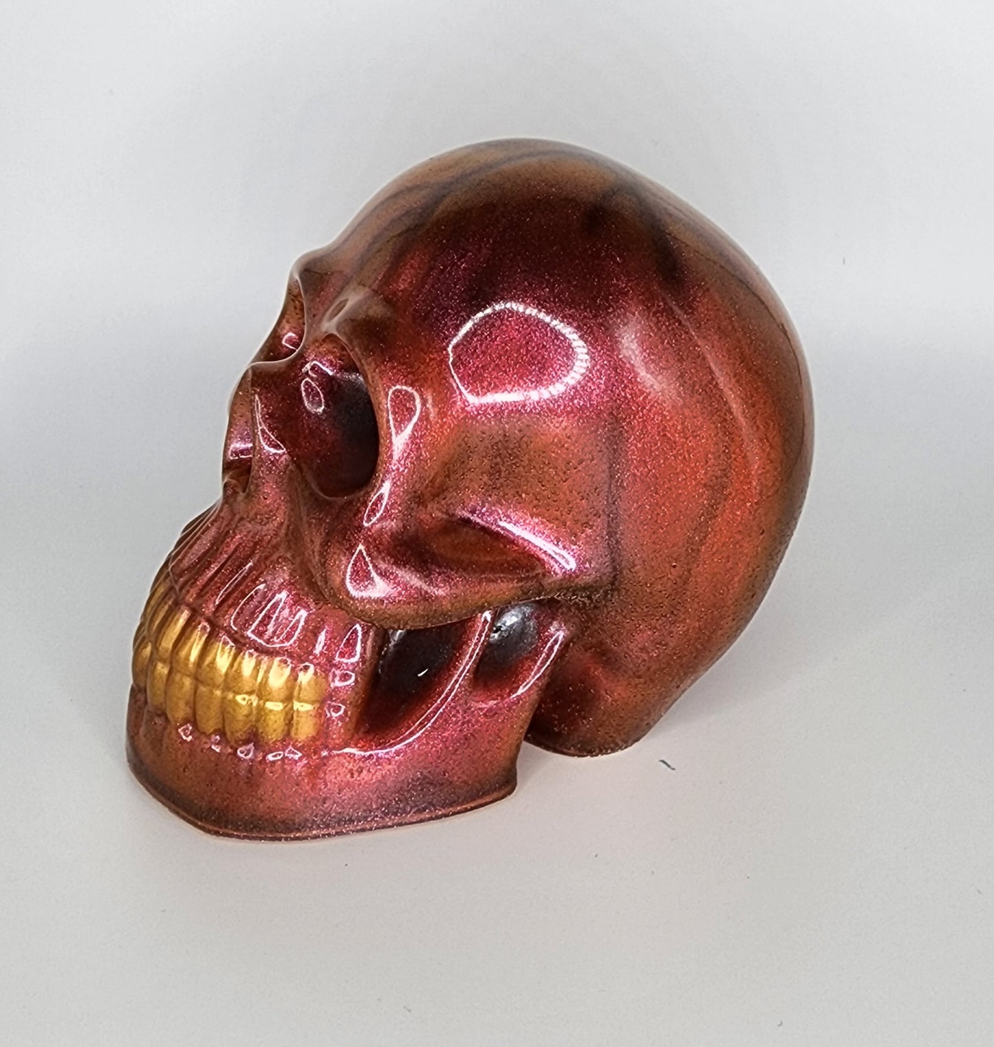 Iridescent skull with jewelry holder